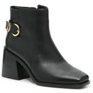 Vince Camuto Women's 8 M Black Leather Sameena Block Heel Side Zip Booties